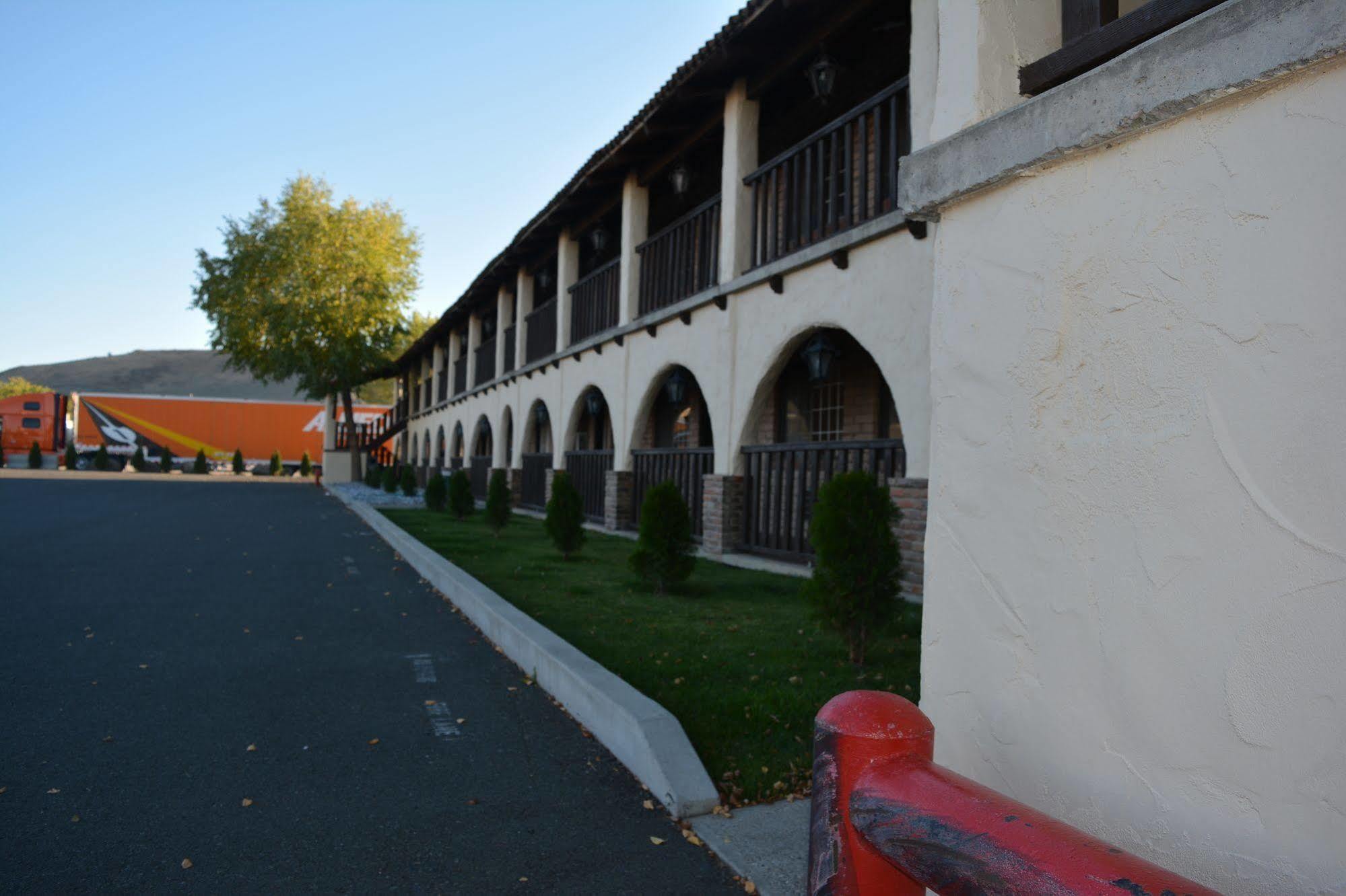 Eldorado Inn Baker City Exterior photo